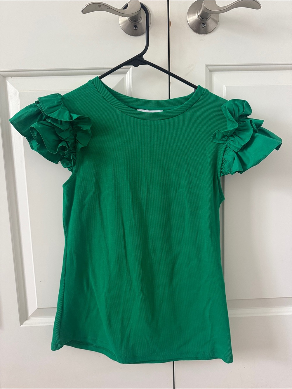 Gibson Latimer Vibrant Green Crewneck Top